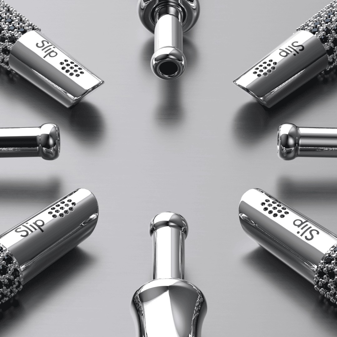 9k White Gold Slip with Diamonds